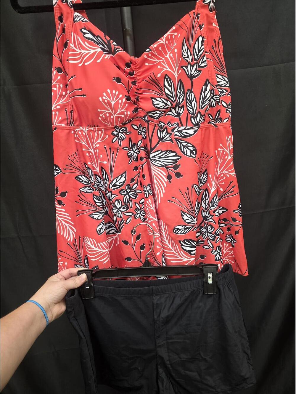 Aqua Eve Plus Size Tankini Swimsuit with Shorts Red 16W